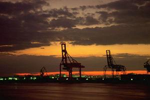 安全鋼板は仮設資材の販売・買取店へ