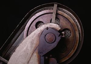 夏の屋外作業を快適に！ミストファンで熱中症対策と涼しさを実現する最適な選び方