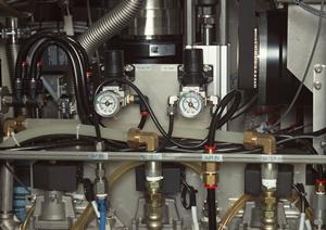 曲げても平気なマグネットヒーター