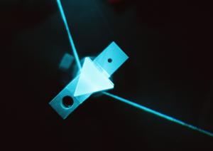 用途に応じた業務用オーディオ機器を掲載しています